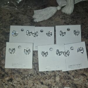 Silver Bow Earrings Set